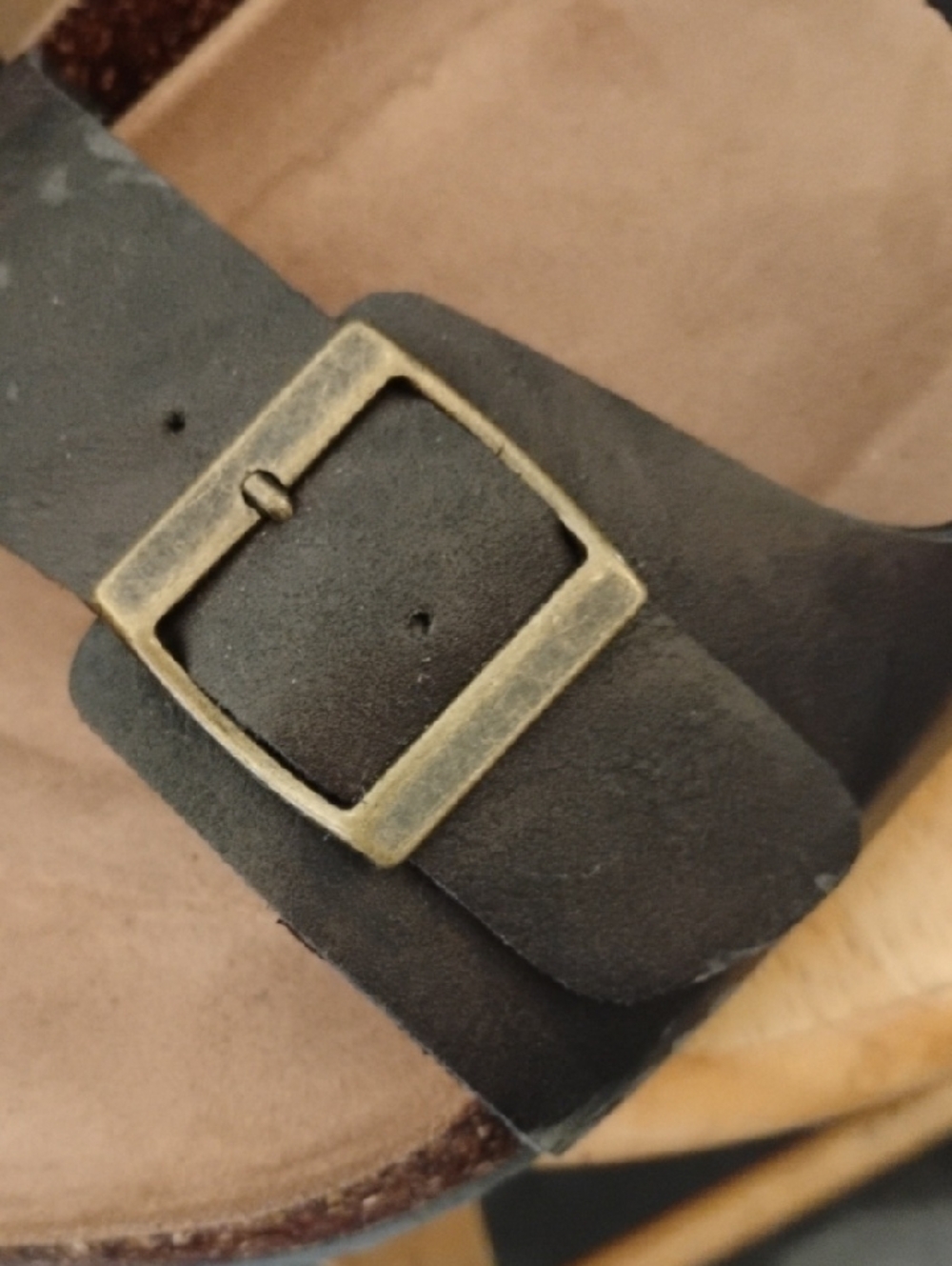 George Sandals - Picture 2 of 7